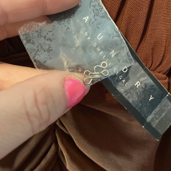 Brand new Laundry by Shelli Segal brown beaded and ruched evening dress 😍😍😍 - Picture 5 of 16